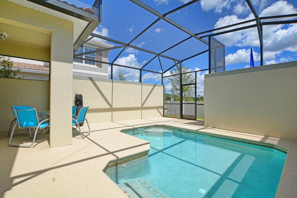 Storey Lake- 5 Bedroom Townhome W/ Pool- 1600ST - thumb 0