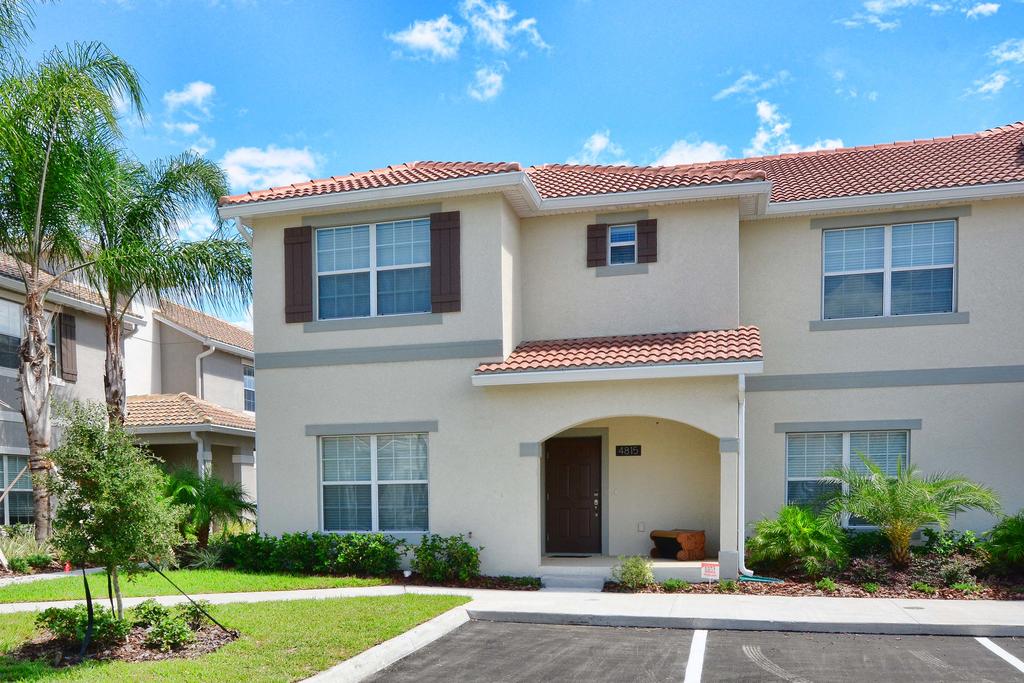 Storey Lake- 5 Bedroom Townhome W/ Pool- 1600ST - thumb 3