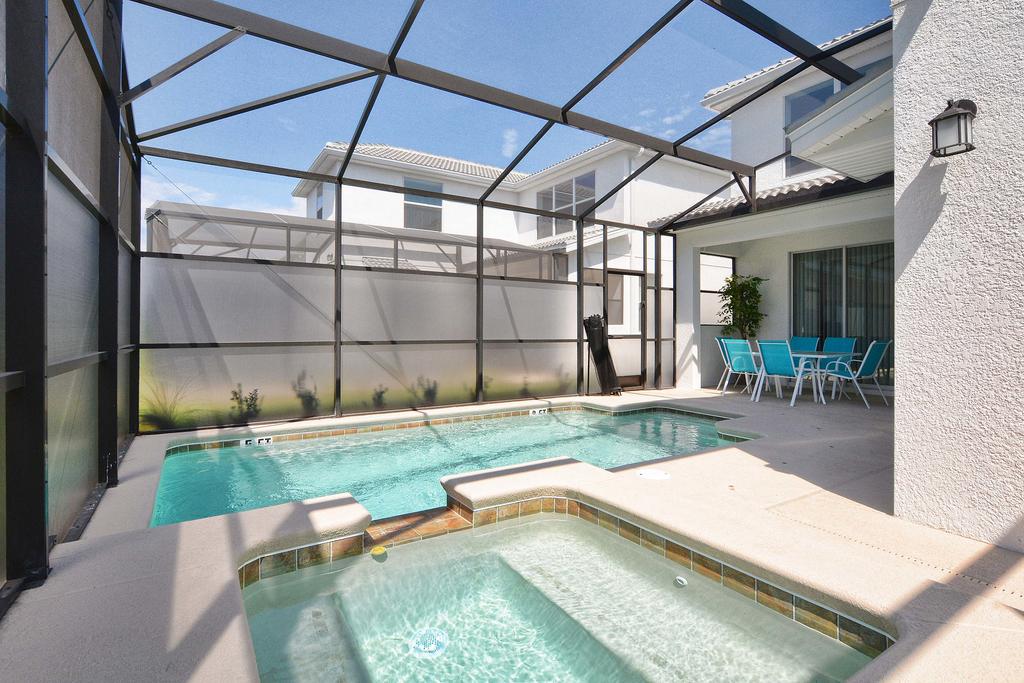 Storey Lake-5 Bedroom Pool Home-1663ST - thumb 0