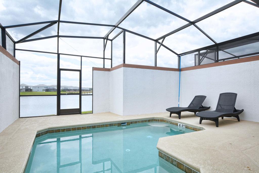 Storey Lake-5 Bedroom Townhome W/Splashpool-1630ST - thumb 0