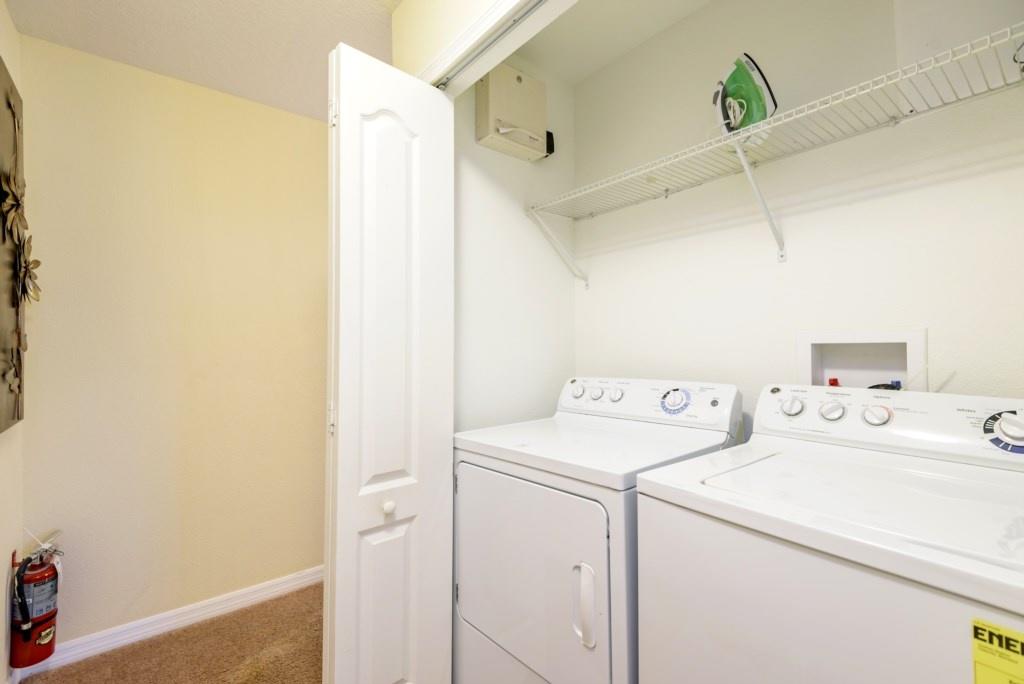 Sun Kissed 4 Bdm Townhome With Pool Townhouse - thumb 3