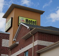 The Bungalows Hotel  Event Center at Lakeline Austin / Cedar Park - Accommodation Deal