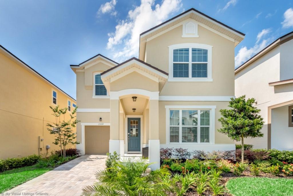 The Ultimate Guide To Renting Your Luxury 6 Bedroom Villa On Solara Resort, Orlando Villa 3037 - thumb 0