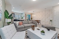 Tropical Breeze In Solara Resort Accommodation Deal