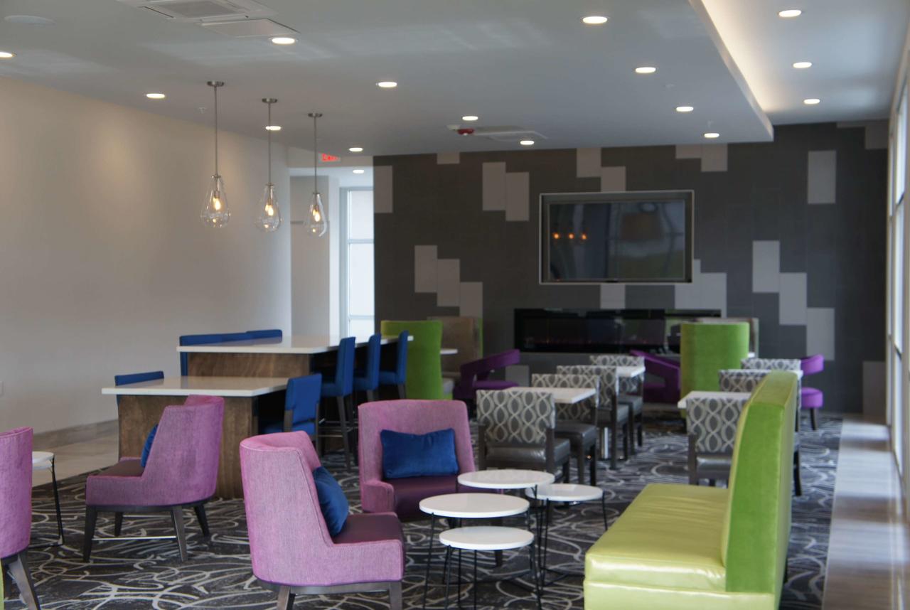 La Quinta By Wyndham Mobile - thumb 26