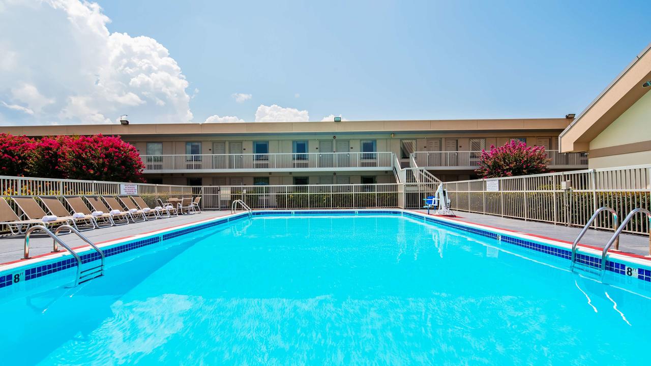 Best Western University Inn - thumb 12