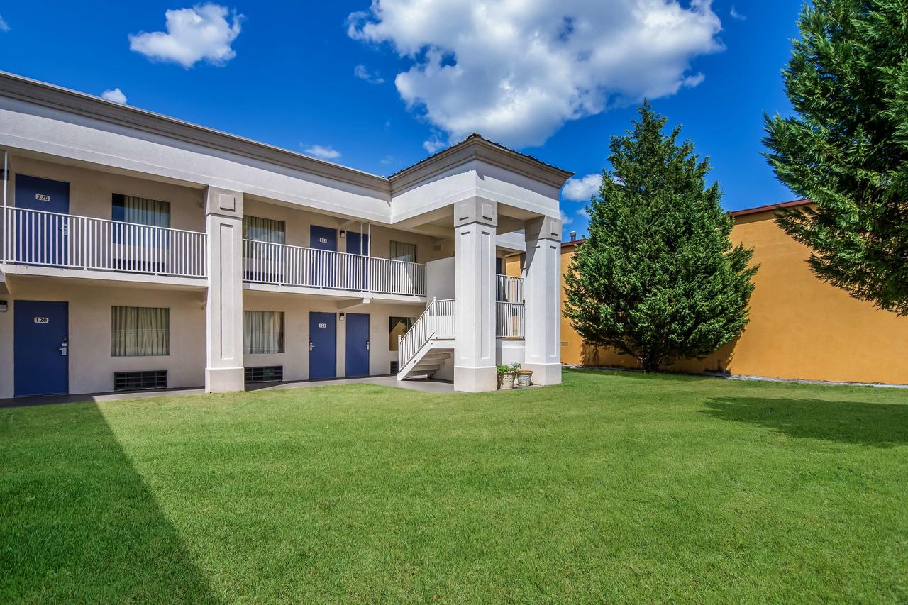 Motel 6 - Opelika - thumb 0