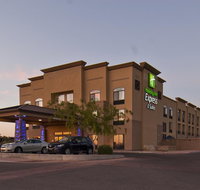 Holiday Inn Express and Suites Oro Valley - Accommodation Deal