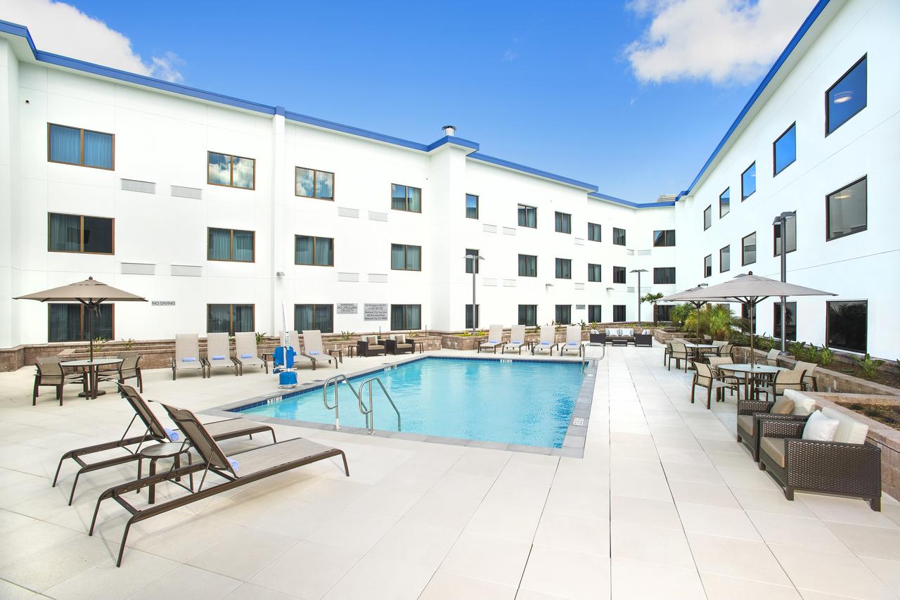 Courtyard By Marriott Redwood City - thumb 10