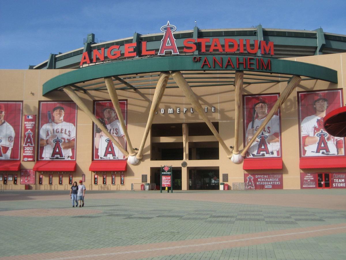 Best Western Plus Raffles Inn & Suites - thumb 28