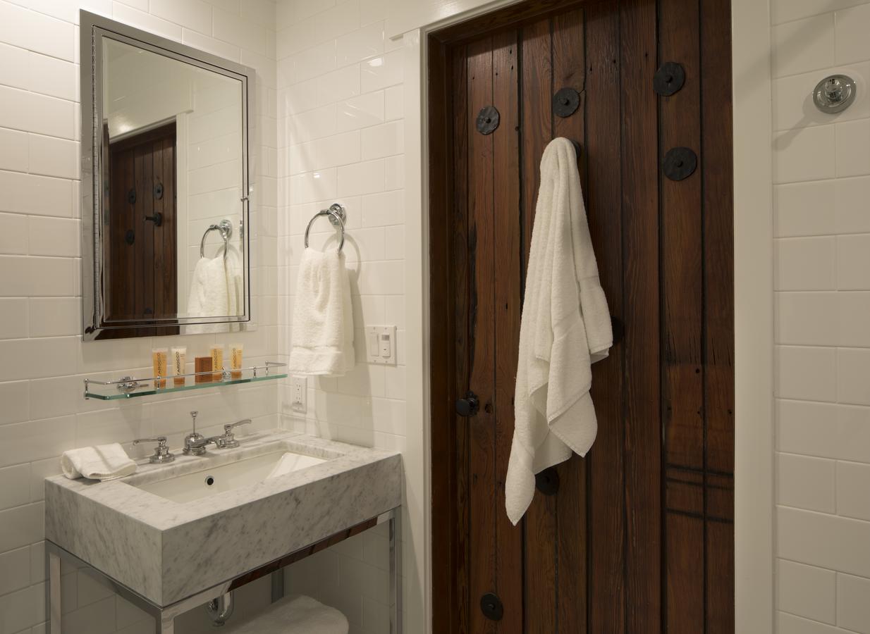 Rancho Caymus Inn - thumb 20