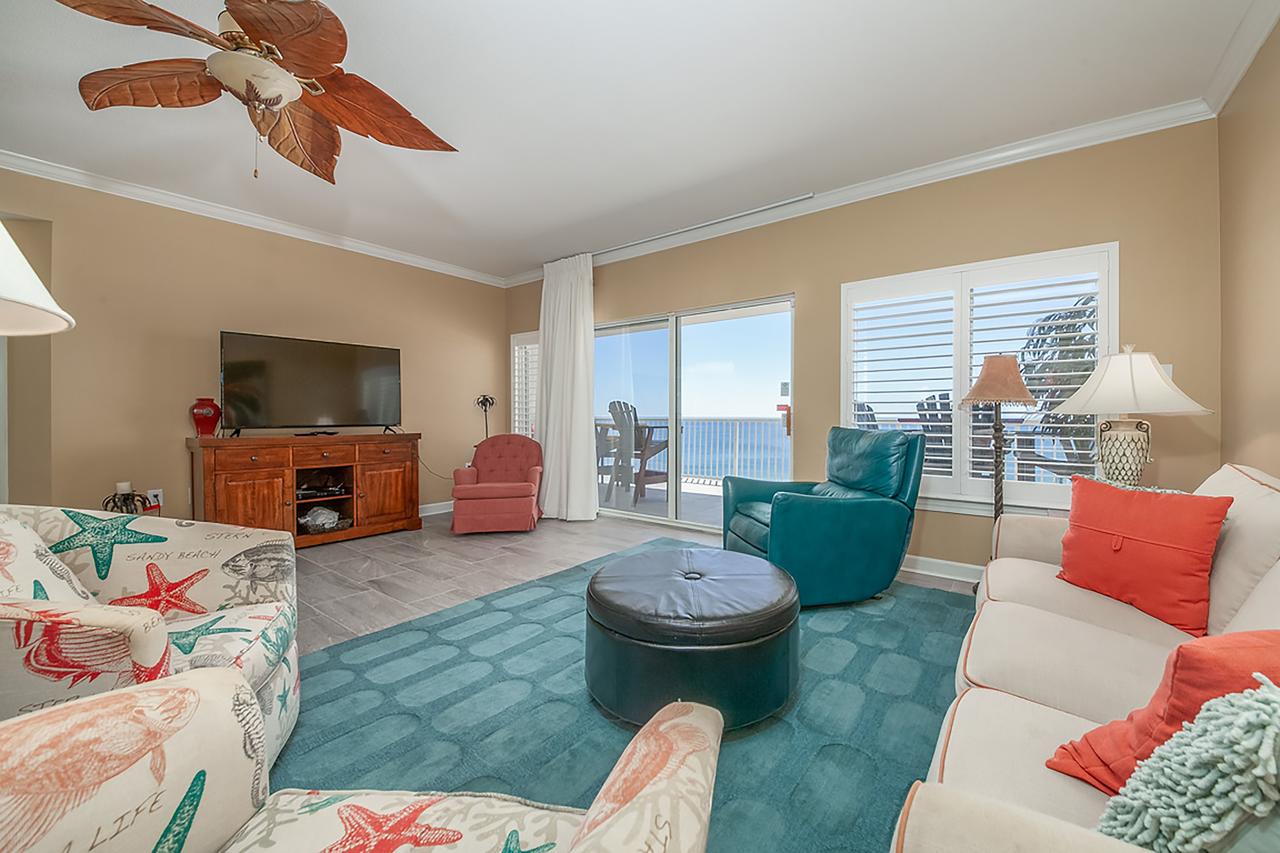 Admirals Quarters 802 - thumb 7