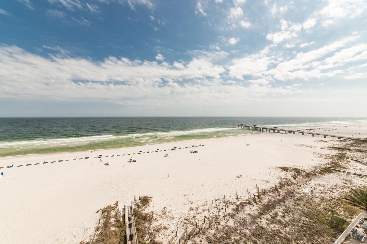 Admirals Quarters 802 - thumb 41