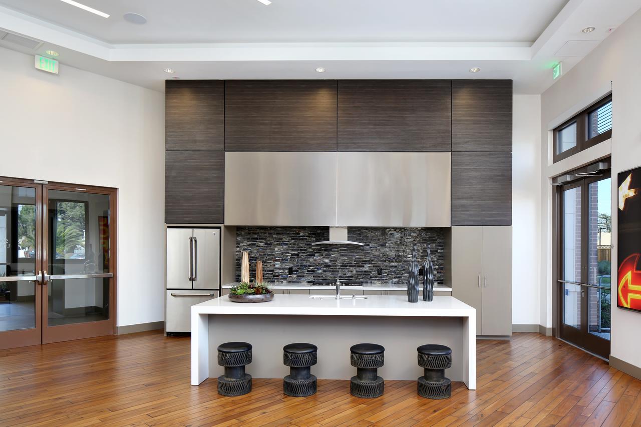 Oakwood Redwood City - thumb 2