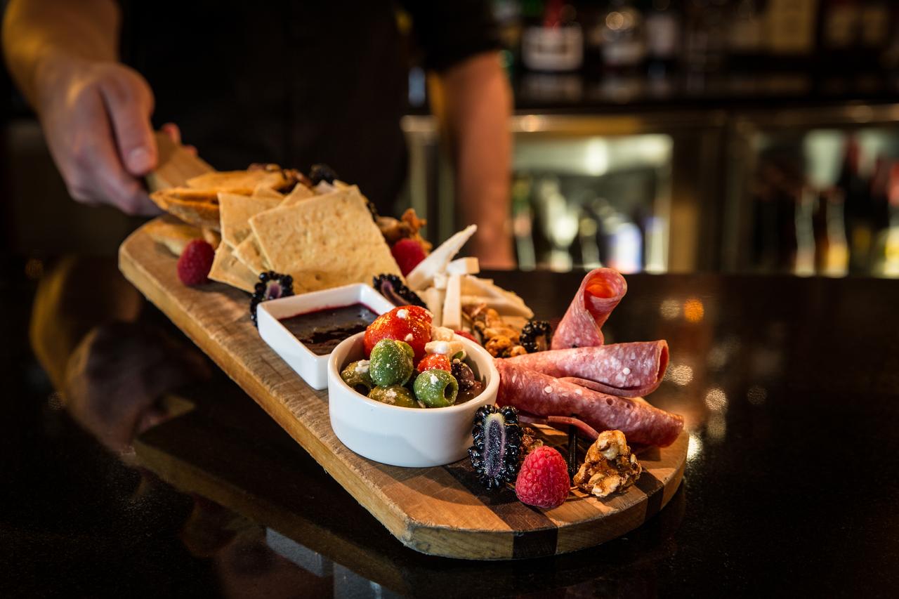 The Armstrong Hotel - thumb 14