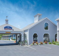 Howard Johnson by Wyndham Mystic - Accommodation Deal