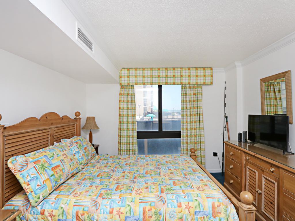 111 Georgetowne House Condo - thumb 14