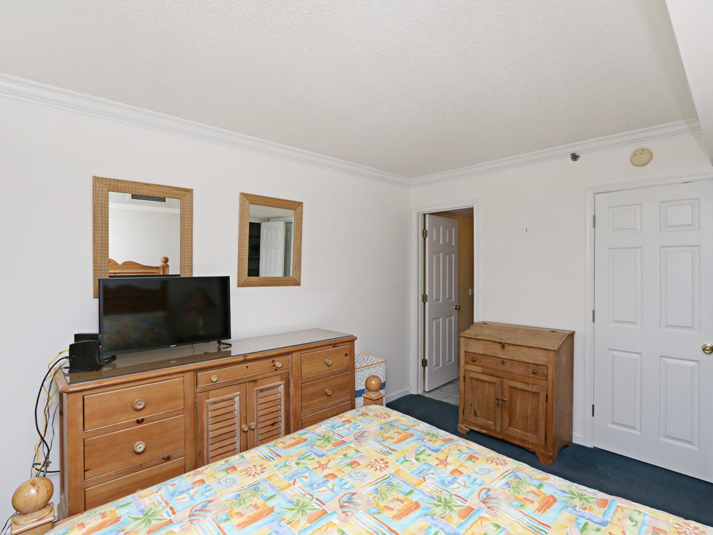 111 Georgetowne House Condo - thumb 21
