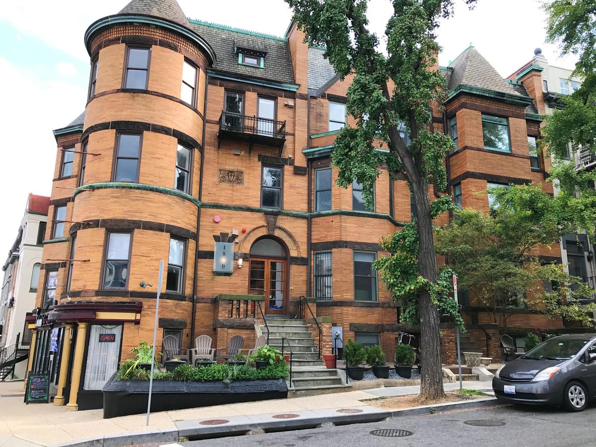 HighRoad Hostel DC - thumb 0