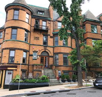 HighRoad Hostel DC - Accommodation Deal
