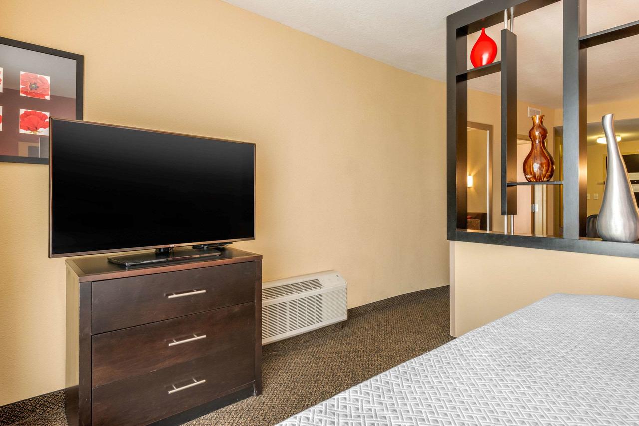 Cambria Hotel Ft Lauderdale, Airport South & Cruise Port - thumb 11