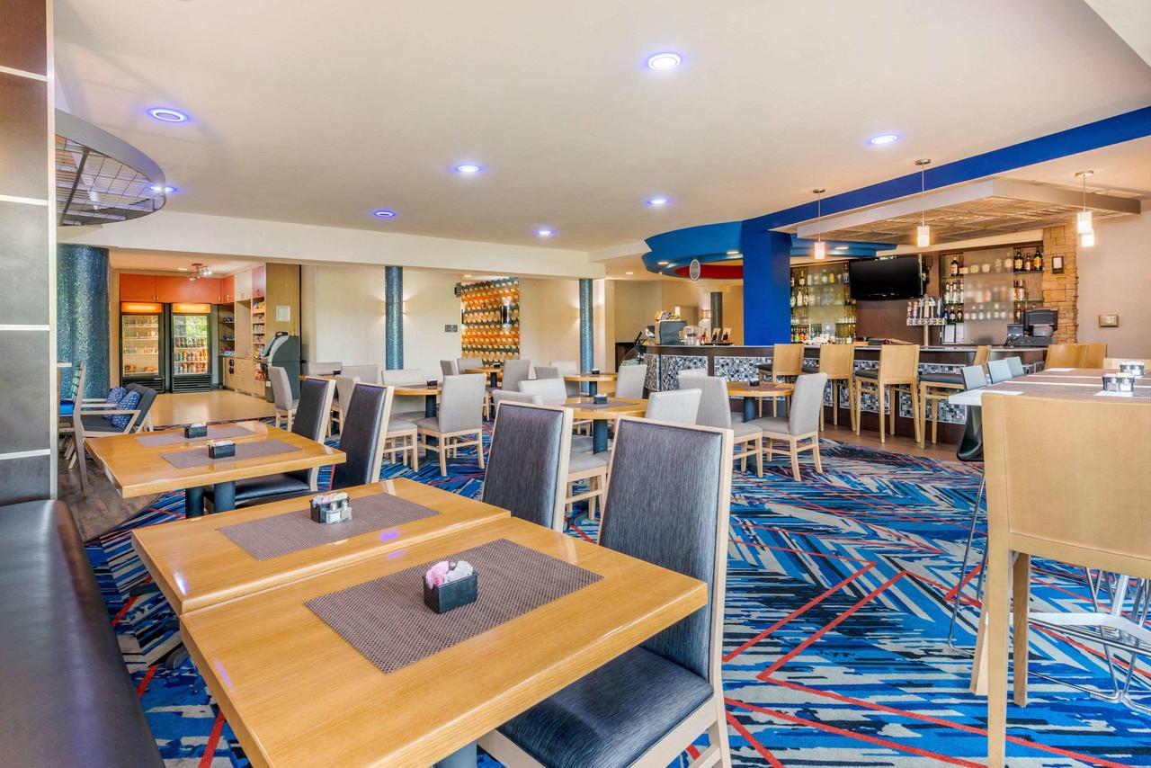 Cambria Hotel Ft Lauderdale, Airport South & Cruise Port - thumb 17