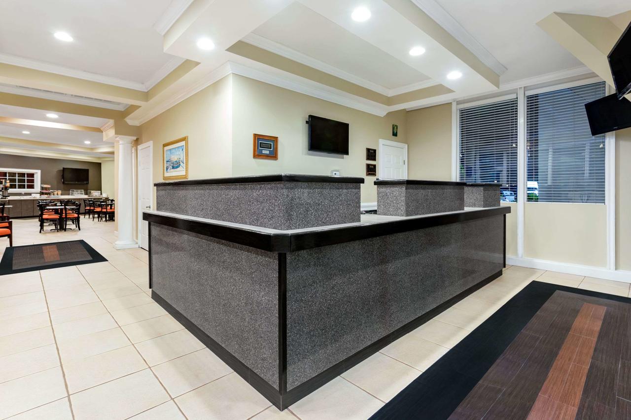 Travelodge By Wyndham Lakeland - thumb 39