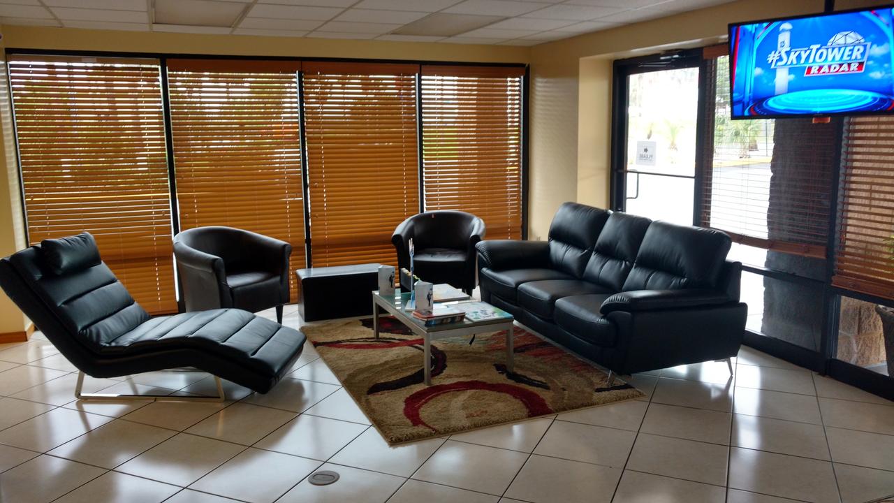 Days Inn & Suites By Wyndham Davenport - thumb 4