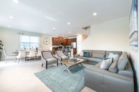 8 Bedroom Vacation Home with Pool 1851 Accommodation Deal