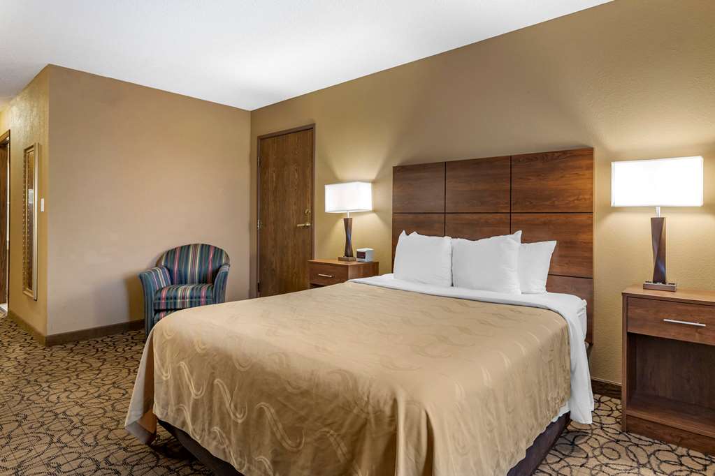 Quality Inn - thumb 8