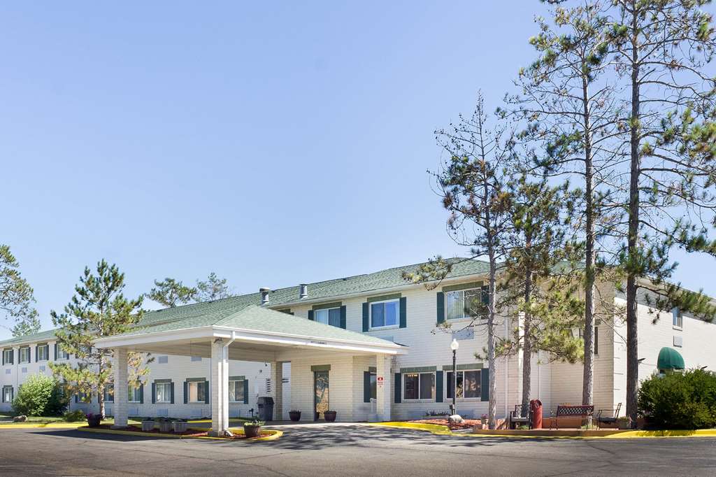 Quality Inn - thumb 0