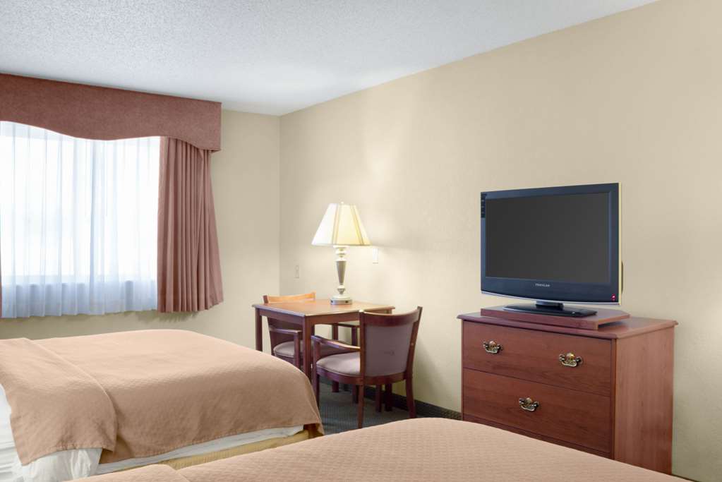 Quality Inn - thumb 7