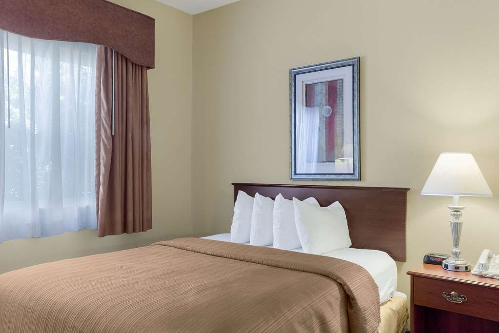 Quality Inn - thumb 12