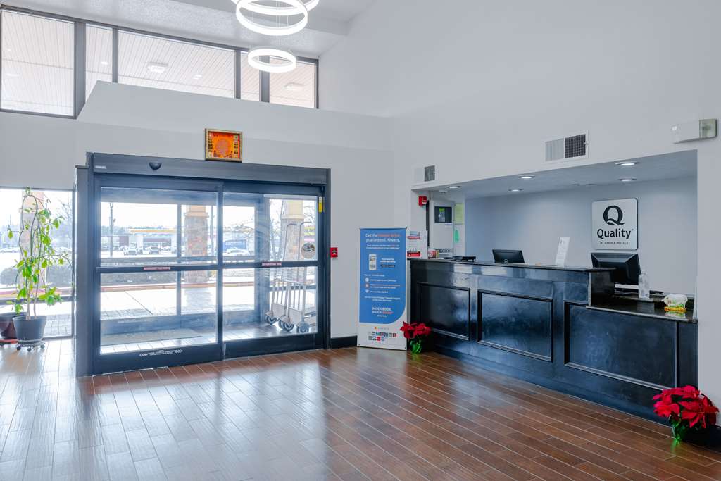 Quality Inn - thumb 2