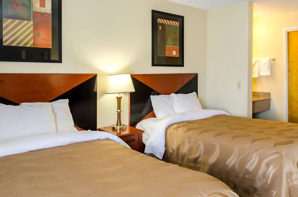 Quality Inn - thumb 6