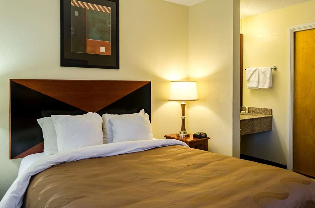 Quality Inn - thumb 8