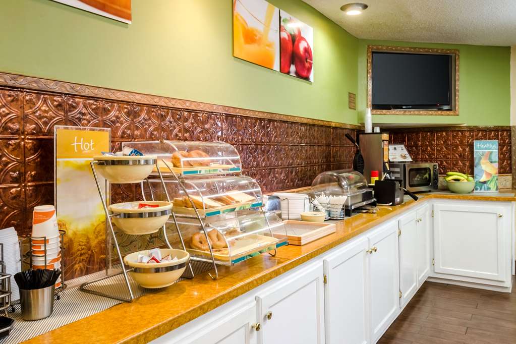 Quality Inn - thumb 12