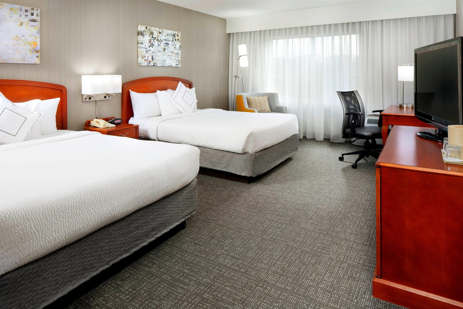 Courtyard By Marriott Edison Woodbridge - thumb 6