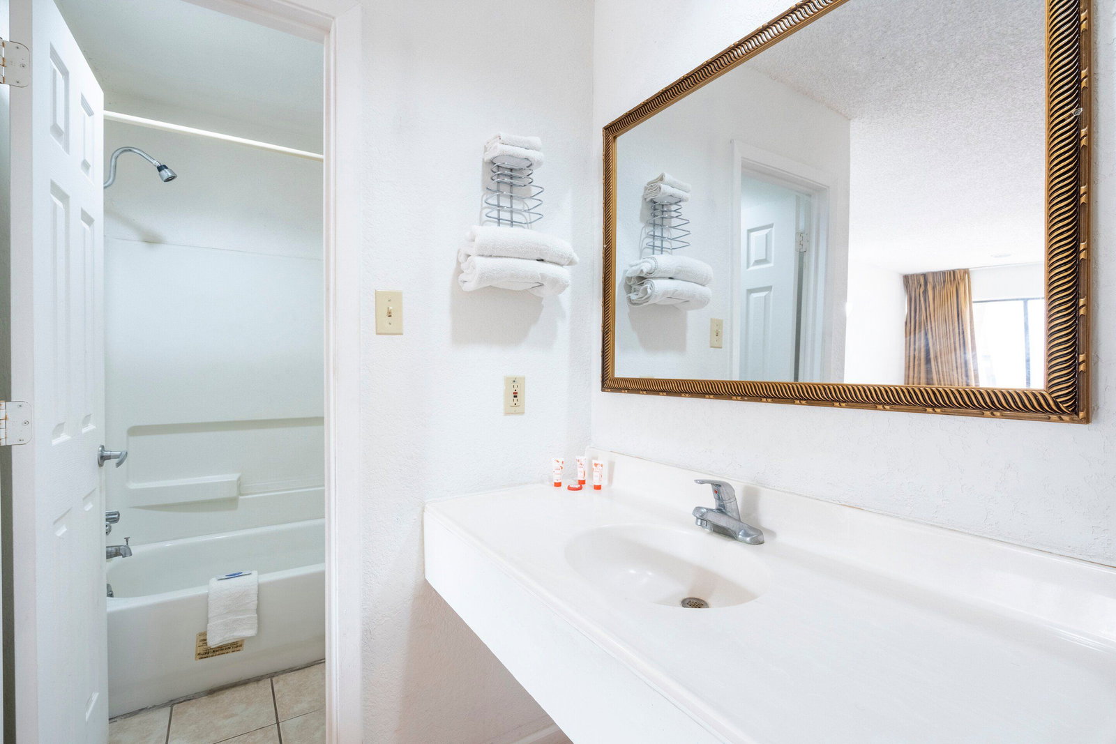 OYO Hotel Groesbeck - thumb 12