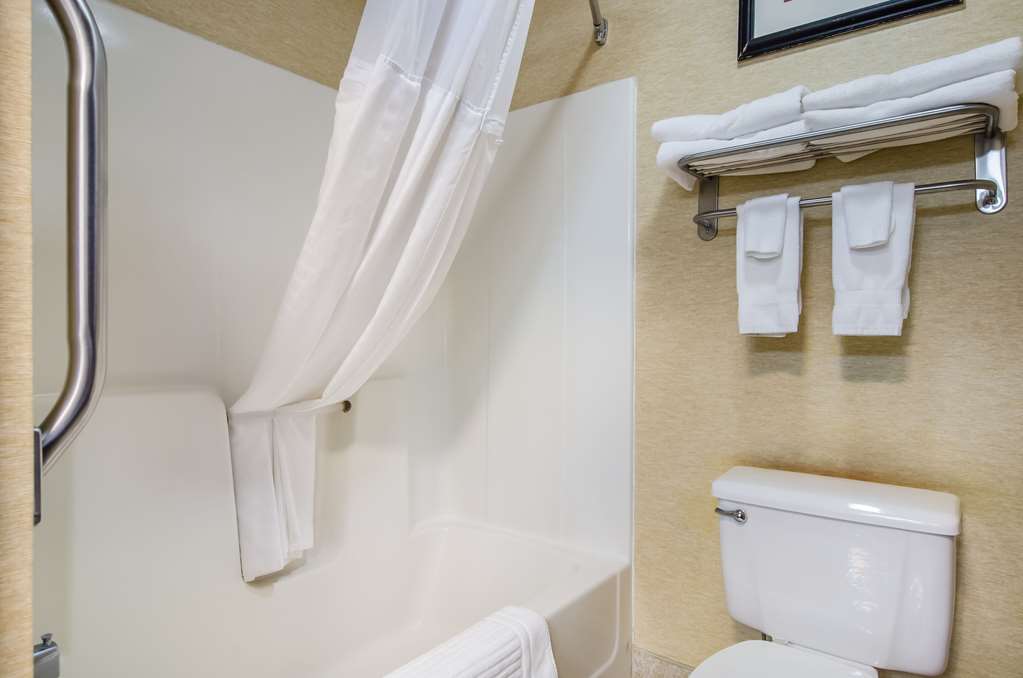 Quality Inn - thumb 7