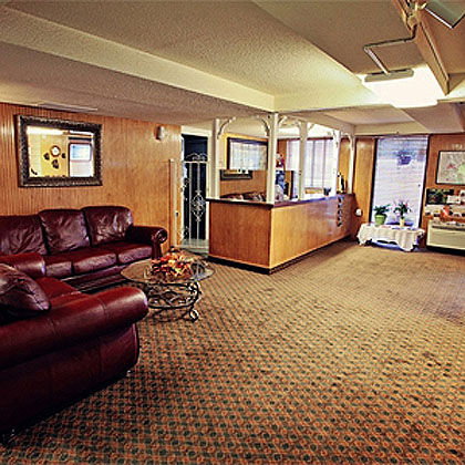 National 9 Inn-Showboat - thumb 1