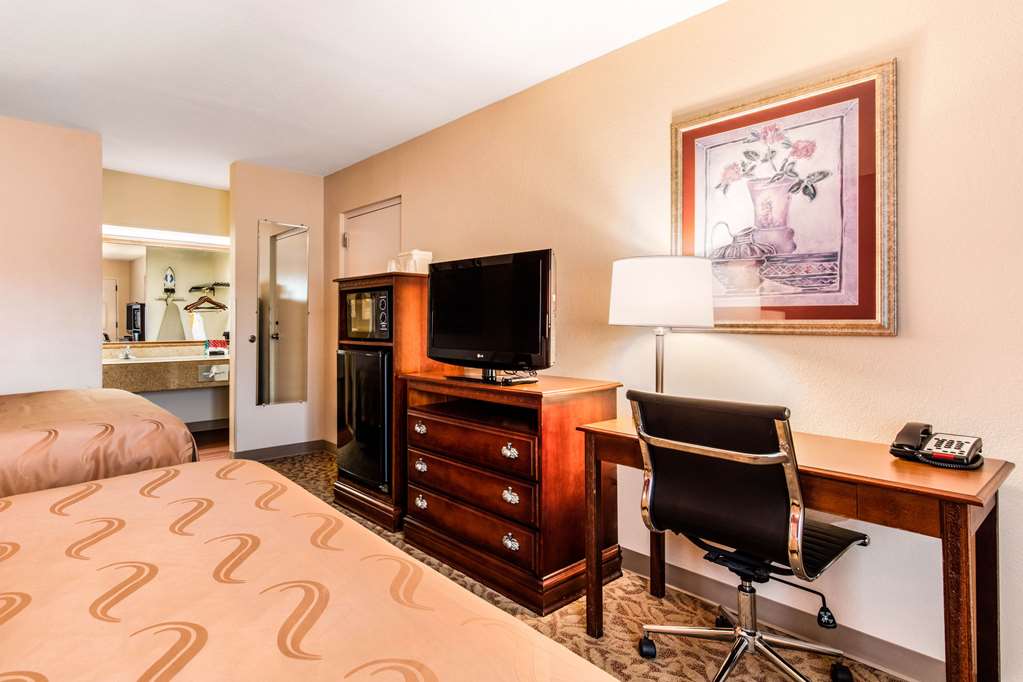 Quality Inn - thumb 6