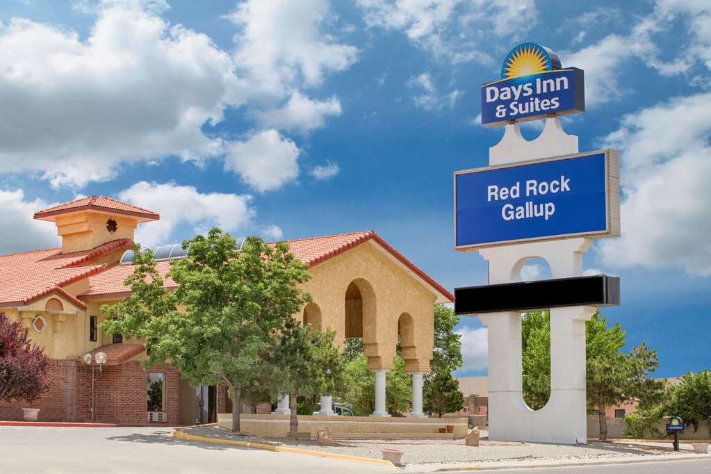 Days Inn & Suites Red Rock-Gallup - thumb 0