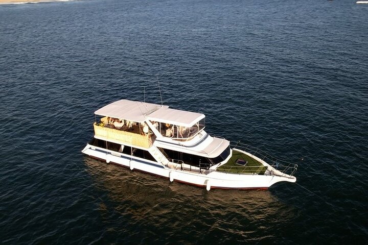 59ft Tiki Yacht Rental & Tour Of Santa Monica Bay - thumb 3