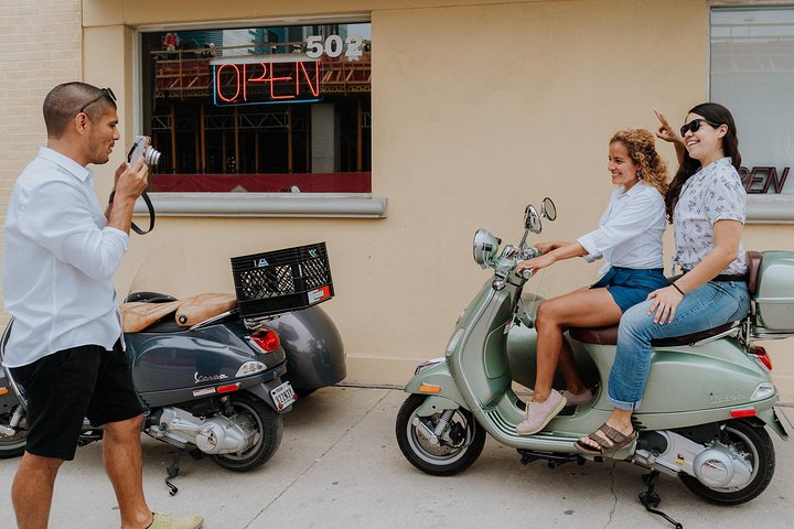 CITY Vespa SiDeCaR Tour And Tacos - thumb 0