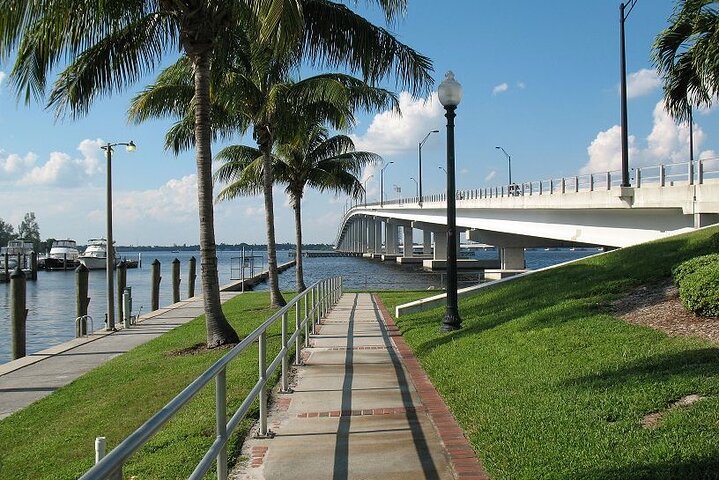 VIP Private Historic And Nature Tour Of Fort Myers - thumb 3